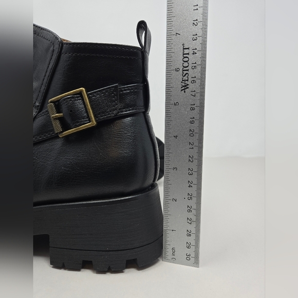 Euro Soft-Sofft Ariya Ankle Boots Sz 9.5 & 11 Slouchy Faux Black Leather Casual - Picture 9 of 12